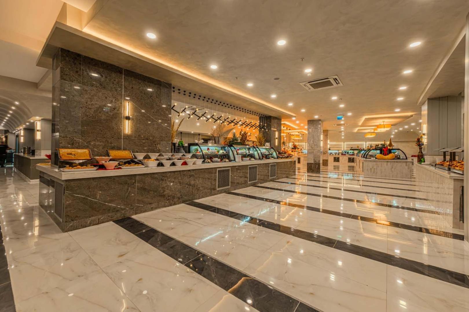Hotel Dream Fun World Side Exterior foto
